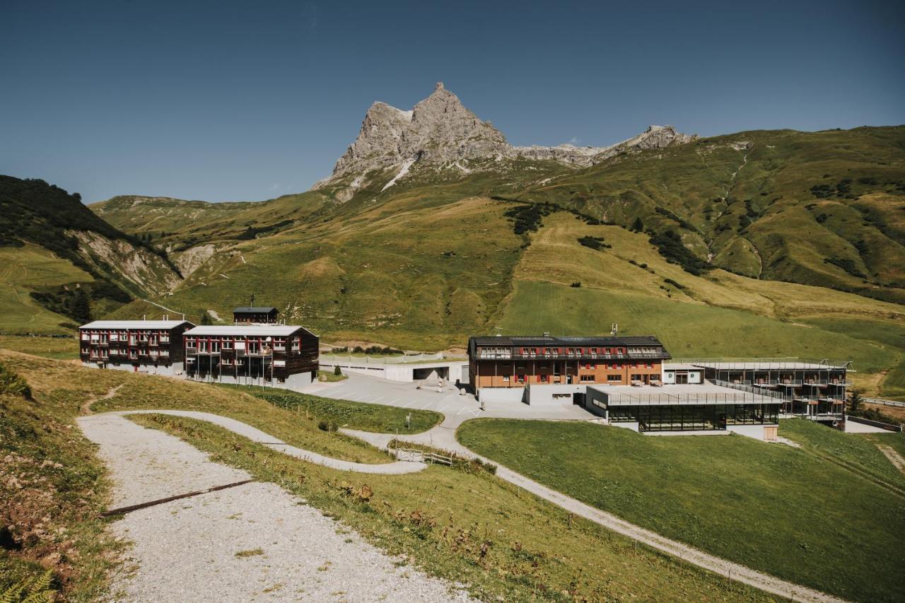 Hotel Adler Warth  Exterior photo